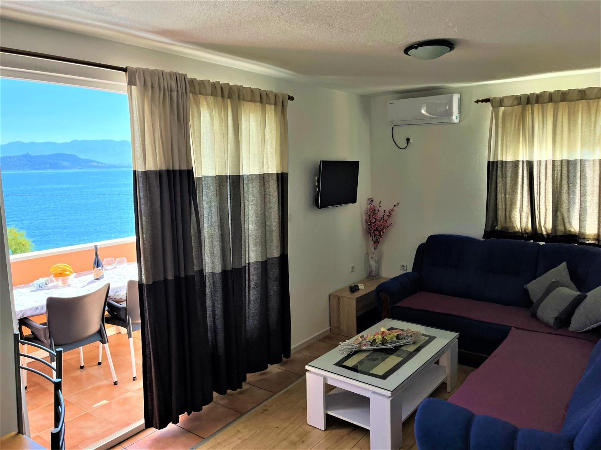 Ferienwohnung Marinovi Dvori Slatine Exterior foto